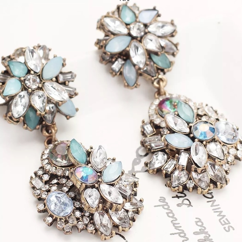 Elegant clear crystal rhinestone long earrings